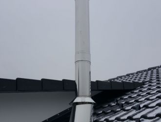 Schornsteinmontage in Bodnegg (Winter)