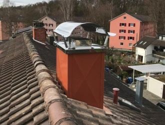 Schornsteinverkleidung mit Napoleonhaube