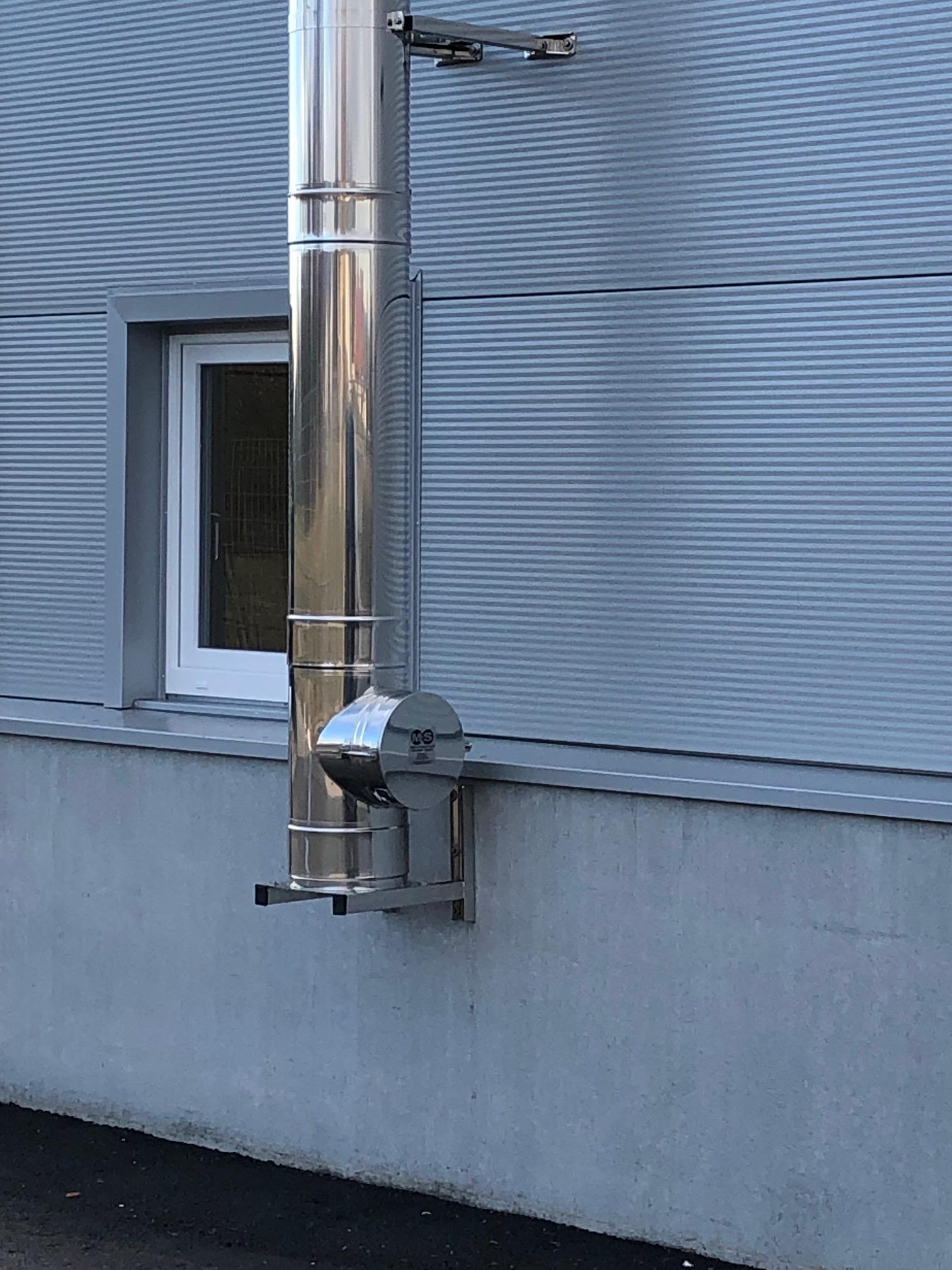 Schornsteinmontage-01